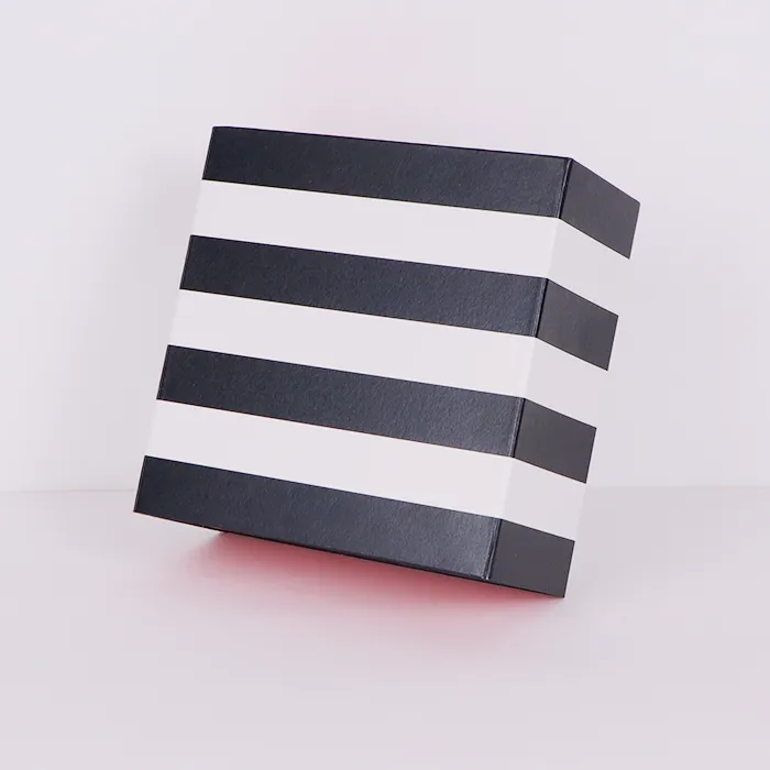 ड्रॉवर गिफ्ट बॉक्सेस